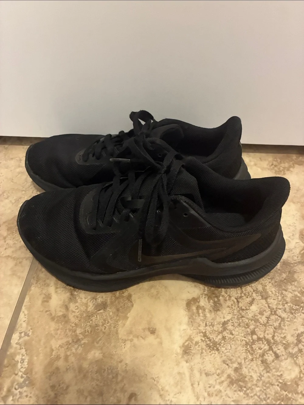 Nike Kids youth 6.5 Black Athletic Running Shoes girls - Picture 5 of 10